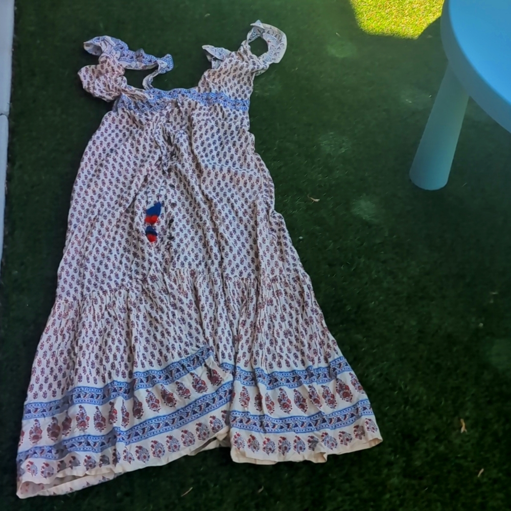 Bohemian Maxi Dress with Floral Pattern